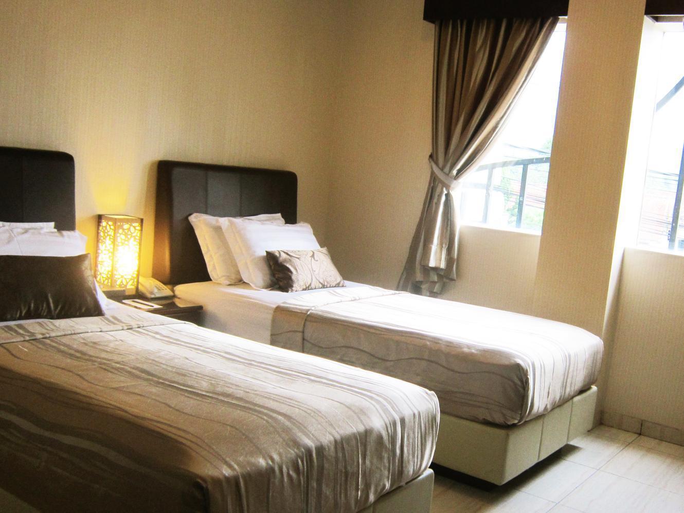 Hotel C3 Semarang Ngoại thất bức ảnh