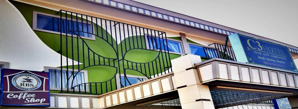 Hotel C3 Semarang Ngoại thất bức ảnh